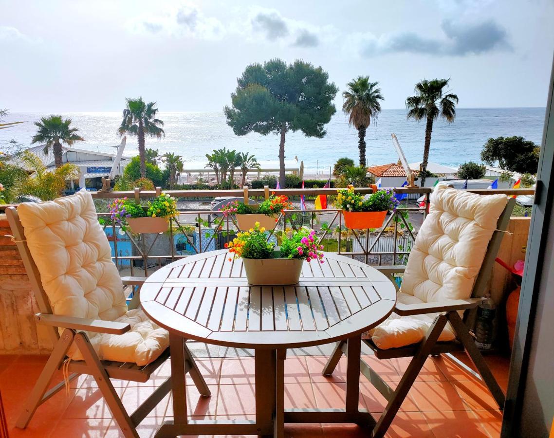 Taormina By The Sea Daire Mazzeo Dış mekan fotoğraf