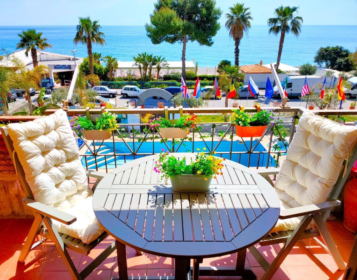 Taormina By The Sea Daire Mazzeo Dış mekan fotoğraf
