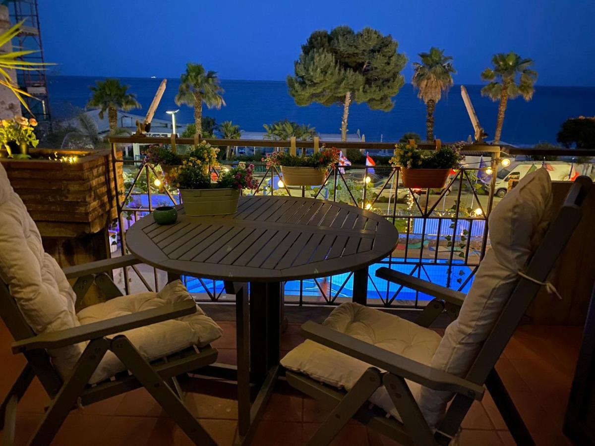 Taormina By The Sea Daire Mazzeo Dış mekan fotoğraf